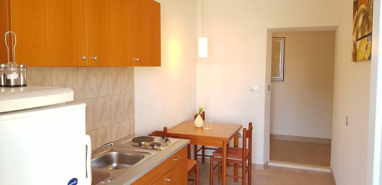 Apartments Huljic Hvar Town Esterno foto